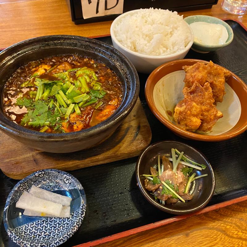 四川麻婆豆腐定食　パクチー(麻辣専門店サカホンキッチン)