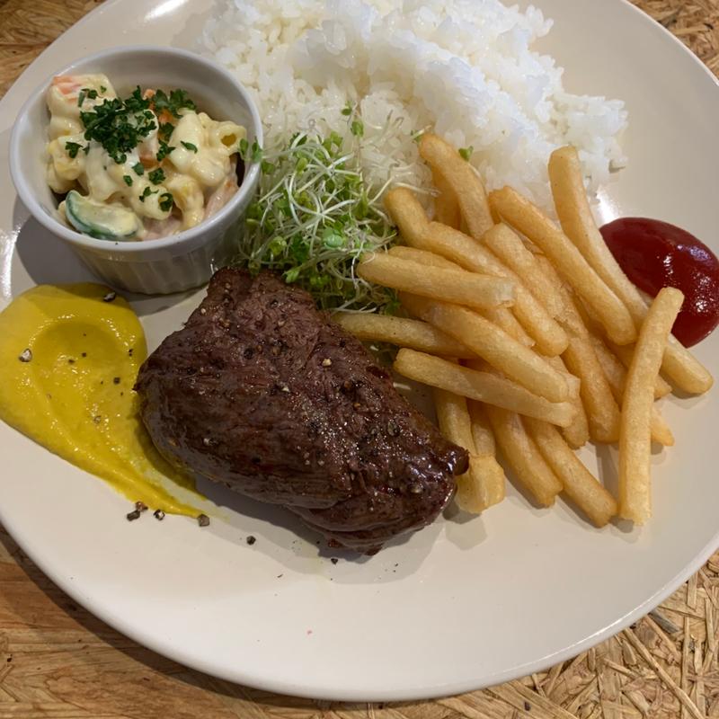 牛ハラミステーキ(ごはんとお酒 eight you)