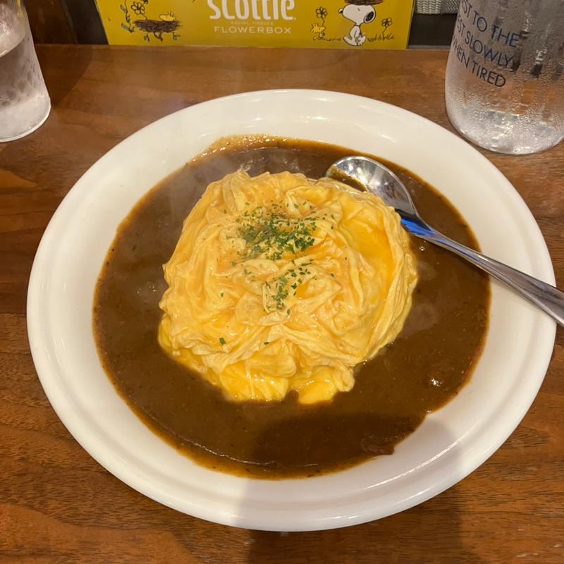 オムカレー(カレー専門店 Komi'z（コミズ）)