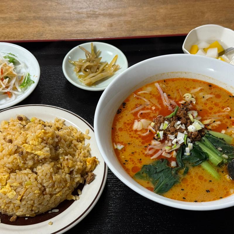 刀削担々麺と台湾チャーハンセット(中国料理　八仙閣 )