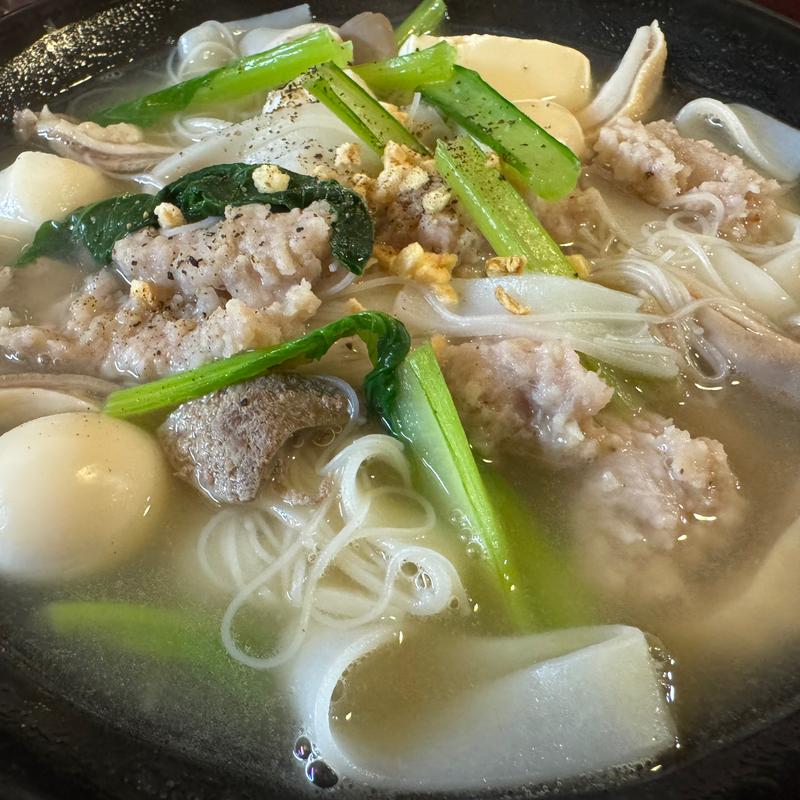 ミックスチェーオー(ババ ミャンマー ヌードル)