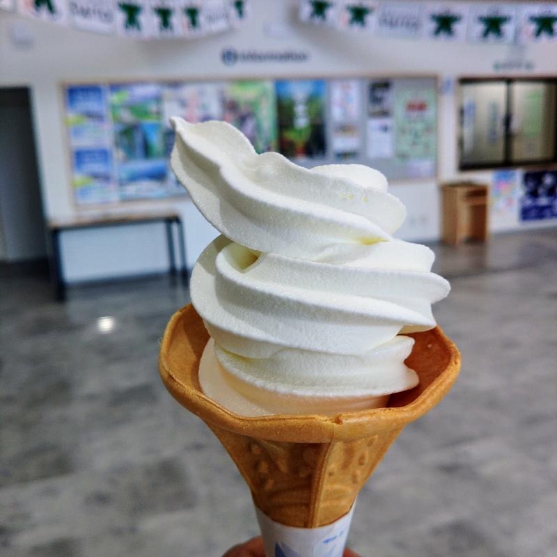 牛乳ソフトクリーム(食堂だいとう)