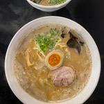 味噌ラーメン 大