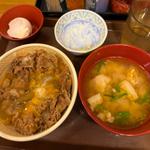 牛丼（並盛）とん汁たまごセット