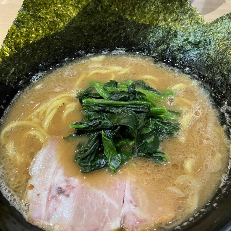 豚骨醤油らーめん(横浜家系らーめん　海老名家)