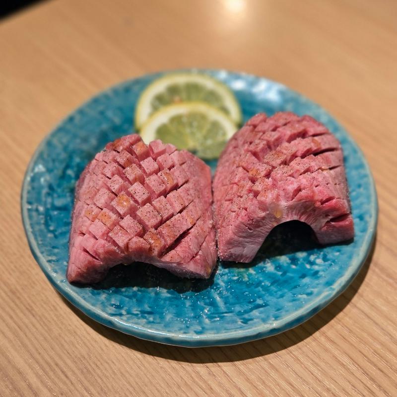 特上厚切りタン(焼肉ホルモンうちだ)
