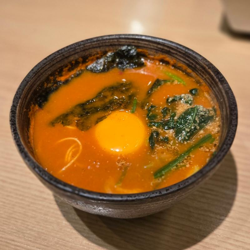 ユッケジャンラーメン(小)(焼肉ホルモンうちだ)