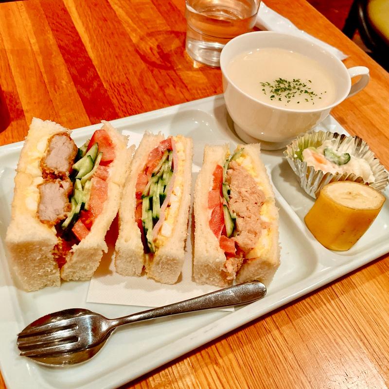 三色サンド(ビクトリー)