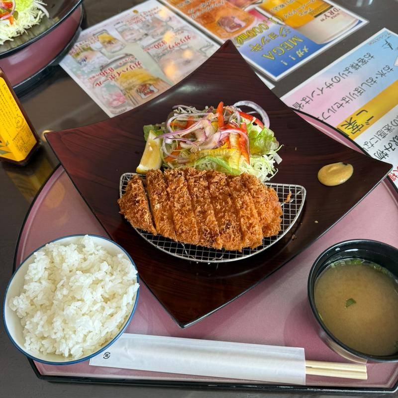 紅雪ポークのロースとんかつ膳(石岡ゴルフ倶楽部ウエストコース )