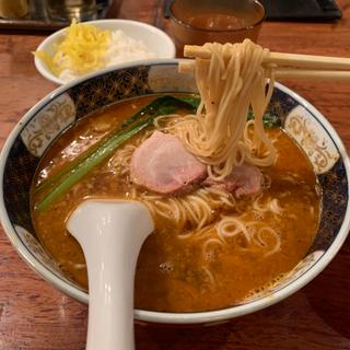 だんだん麺中辛麺カタ