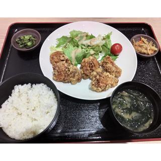 からあげ定食(食堂だいとう)