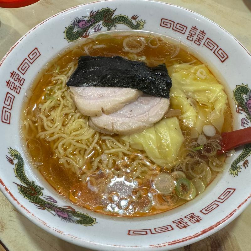 ワンタンメン(つぼ半 )