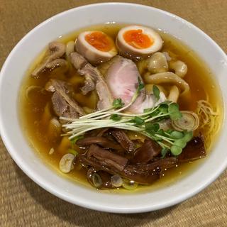 親鶏中華そば 極太麺 味玉( 手打 親鶏中華そば 綾川)
