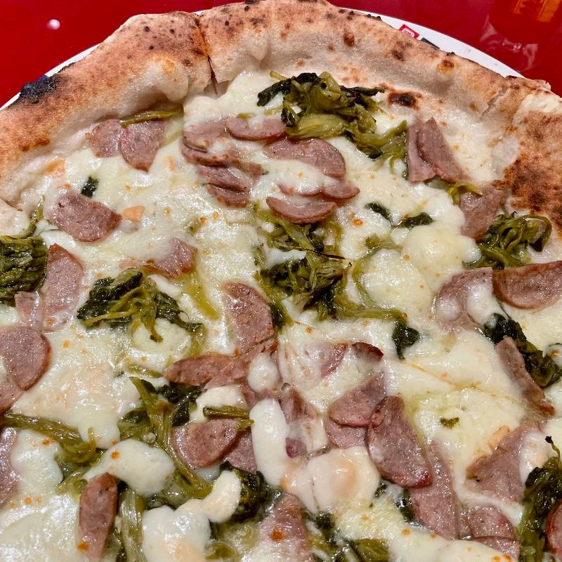 フリアリエッリとサルシッチャ(Gino Sorbillo Artista Pizza Napoletana)