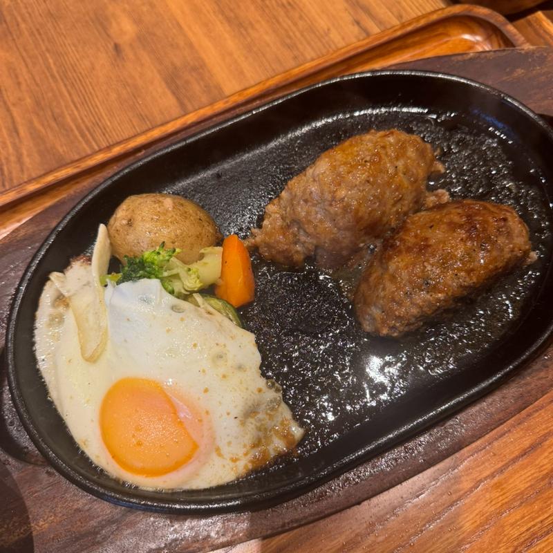 目玉焼きハンバーグ(いしがまやハンバーグ アトレ亀戸店)