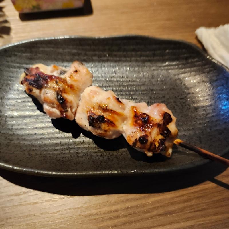 もも(琉球炭火焼き鳥 串彦)