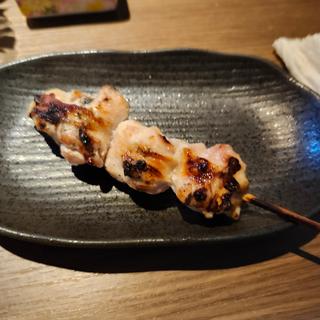 もも(琉球炭火焼き鳥 串彦)