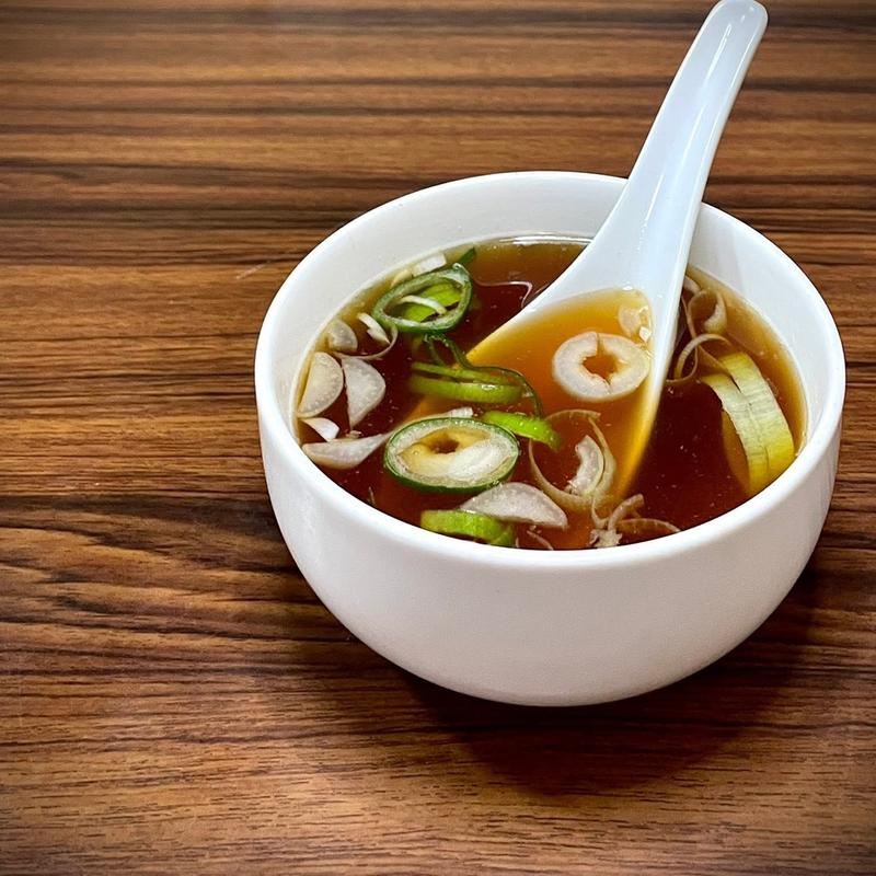 豚ロース生姜焼き定食のスープ(生駒軒 扇橋店)