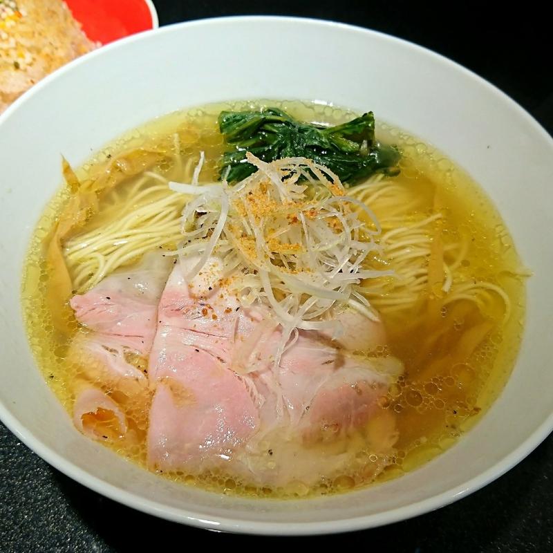 (Japanese Soba Noodles 蔦 （ジャパニーズソバヌードル ツタ）)