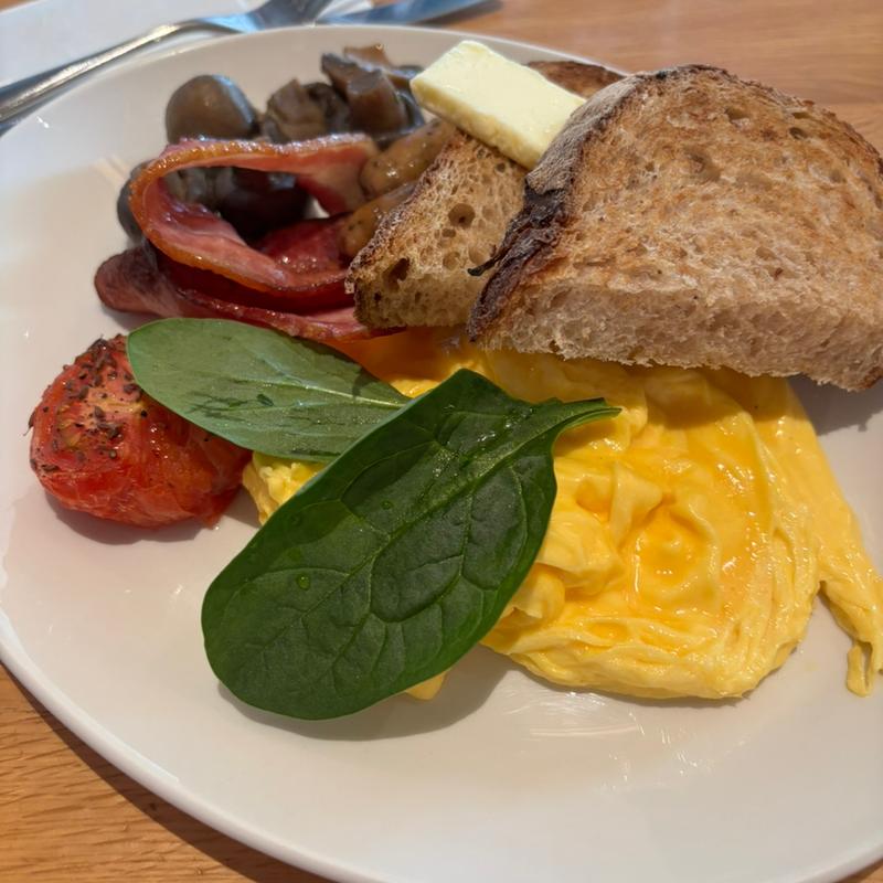 フルオージーブレックファースト(bills 表参道)