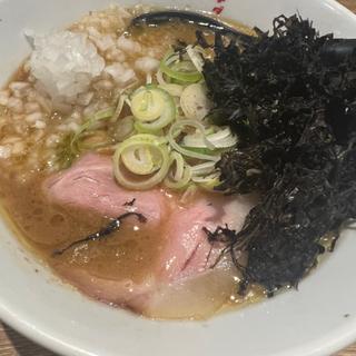 豚骨醤油ラーメン