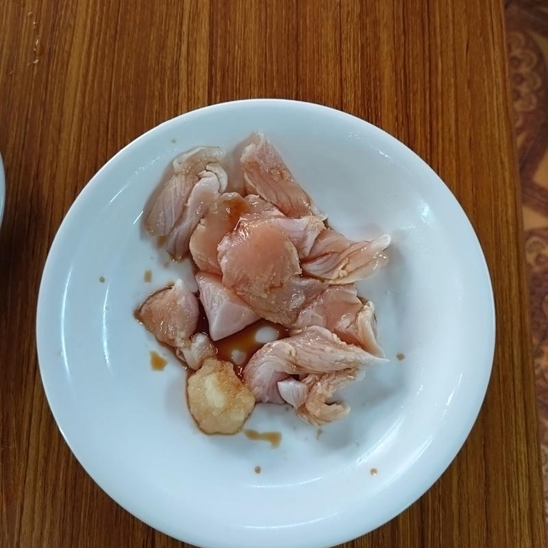 ささみ刺し(肉のまえかわ やきとり・立ち飲み (株)前川商店)