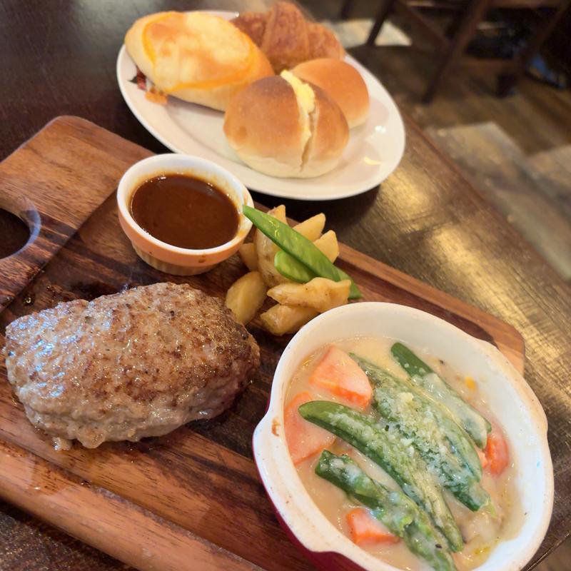 バーグ&季節のクラムチャウダーセット(モビーディック あべのキューズモール)