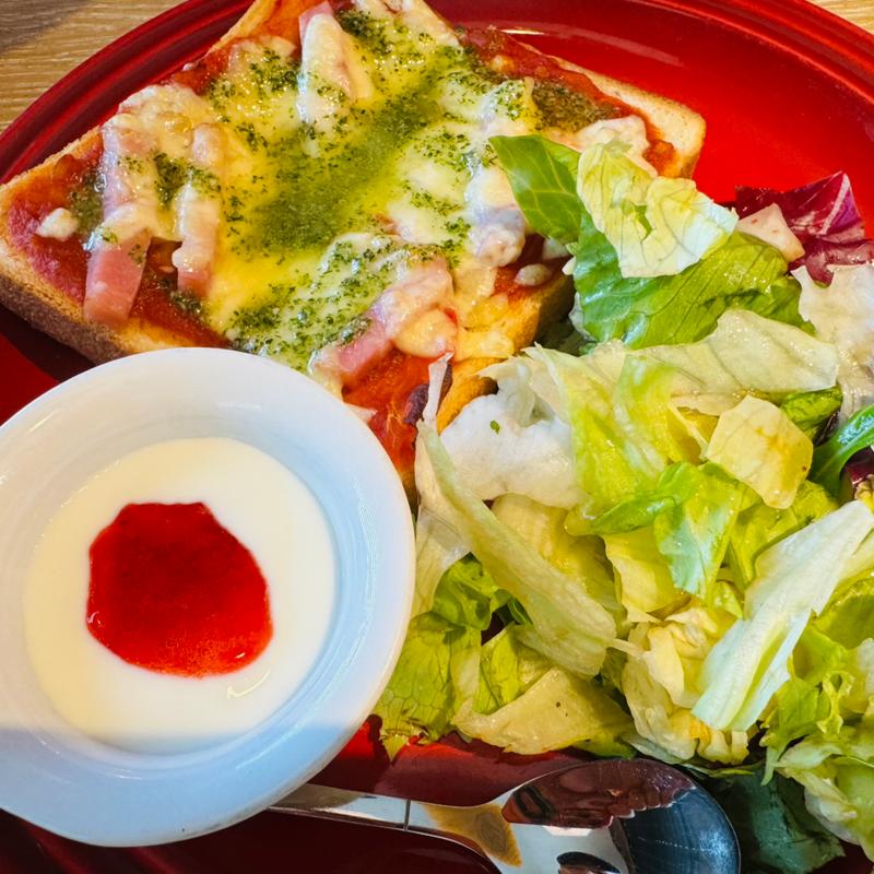 ピザトースト(グラッチェガーデンズ 三芳藤久保店 )