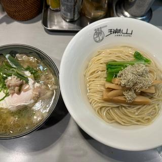 肉吸い風鰹昆布水つけ麺