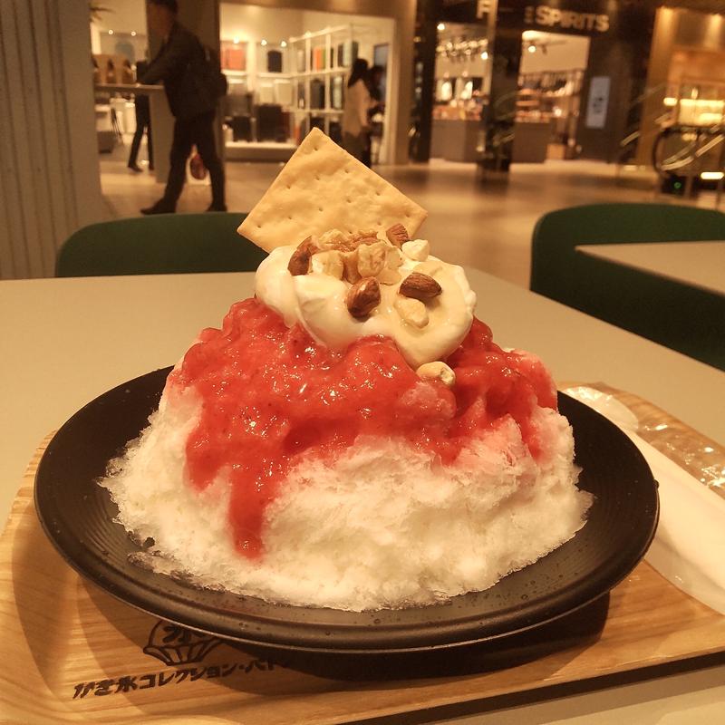 いちごミルク(かき氷コレクション・バトン)