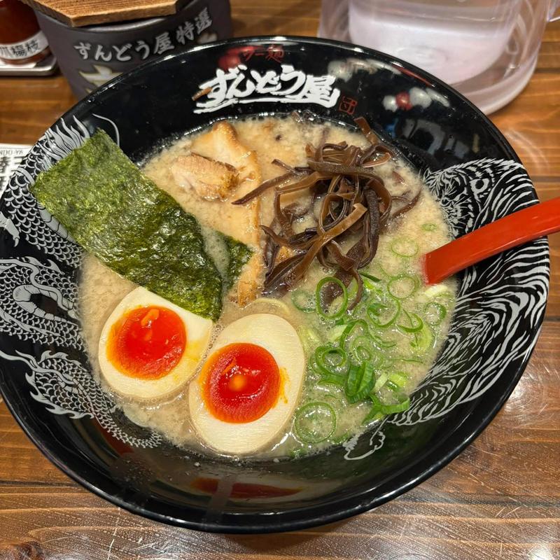 味玉ラーメン(ラー麺ずんどう屋 川崎銀座街店)