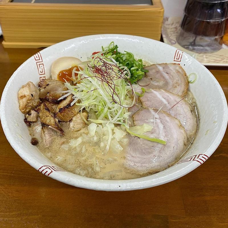 醤油チャーシュー麺 中盛 1.5玉(らーめん 弥七)