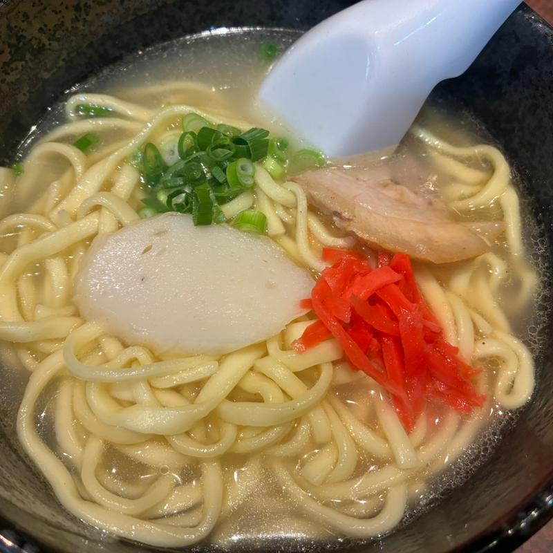 沖縄そば(あしびなー)