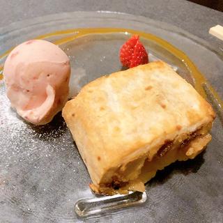 焼きたてりんごパイ選べるジェラート
