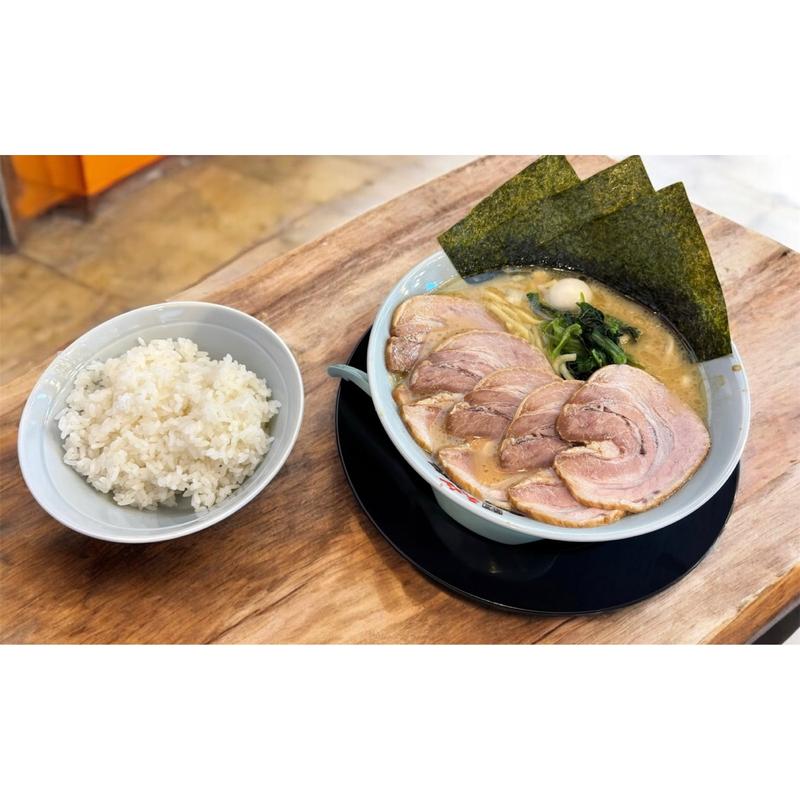 チャーシューメン(町田商店 中百舌鳥店)