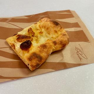 直焼きフォカッチャ　フォルマッジ