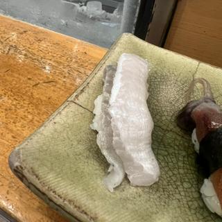 ヒラメのえんがわの握り