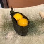 うずら玉子の軍艦(千成寿司本店)