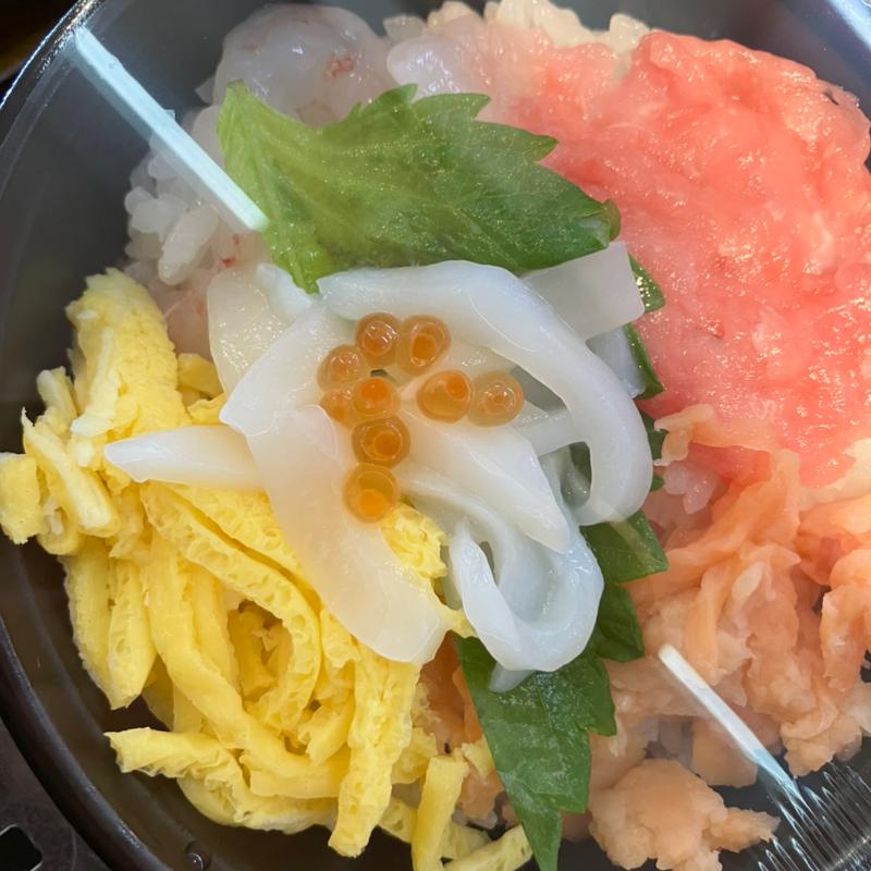 ミニ海鮮丼(ママ ベーカリー オークワ狭山店 （MaMa Bakery）)