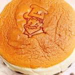 焼きたてチーズケーキ(りくろーおじさんの店 大丸梅田店)