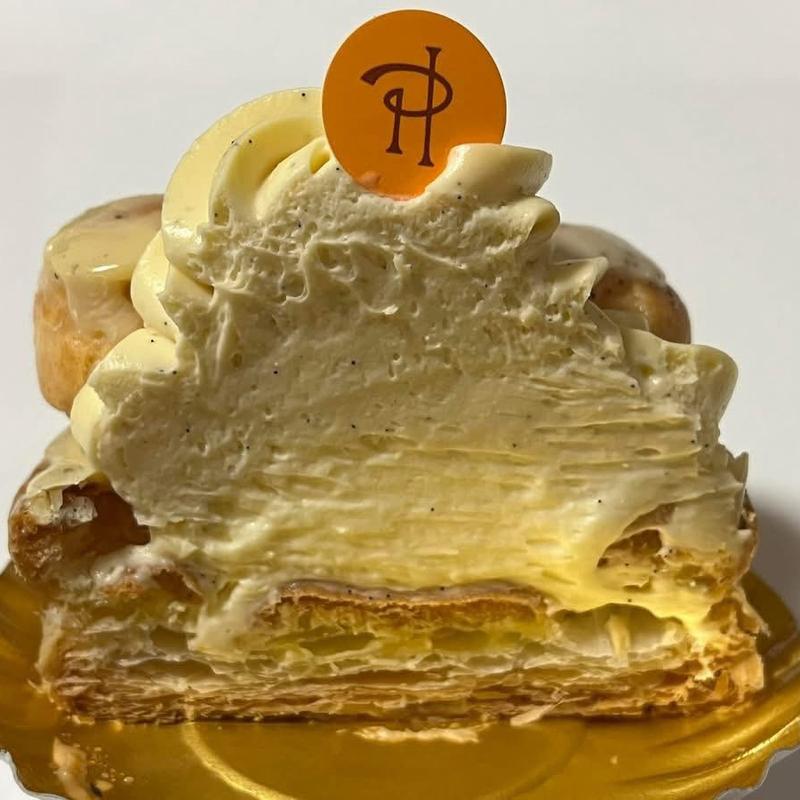 サントノレアンフィニマンヴァニーユ(ピエール・エルメ・パリ 青山)