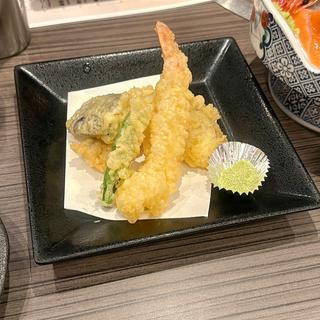 天ぷら盛り合わせ(寿し和 和香苑)