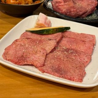 上タン(焼肉 小次郎)