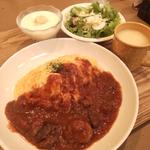 赤ワインとトマトのデミオムライスBセット