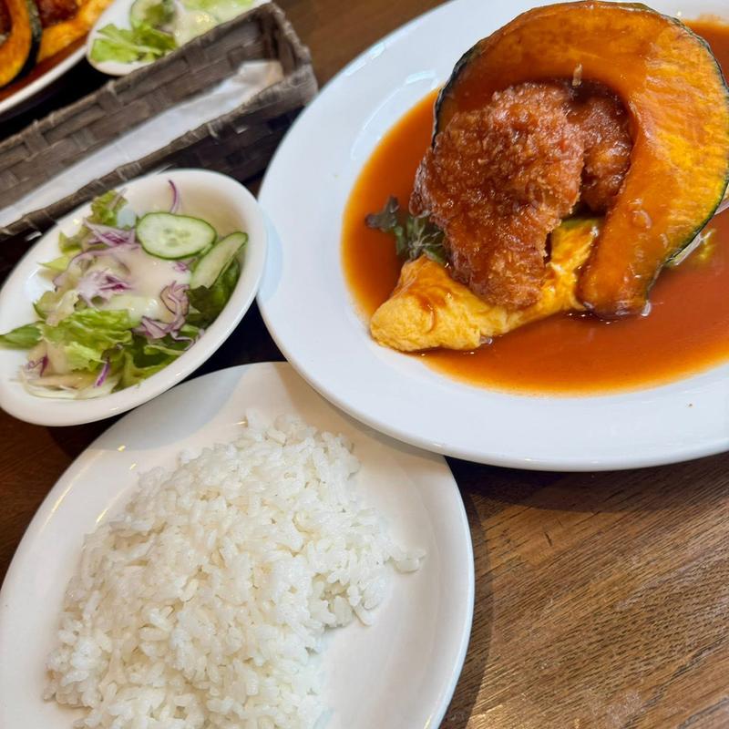 日替わりサービスランチ(ポンパピエロット)