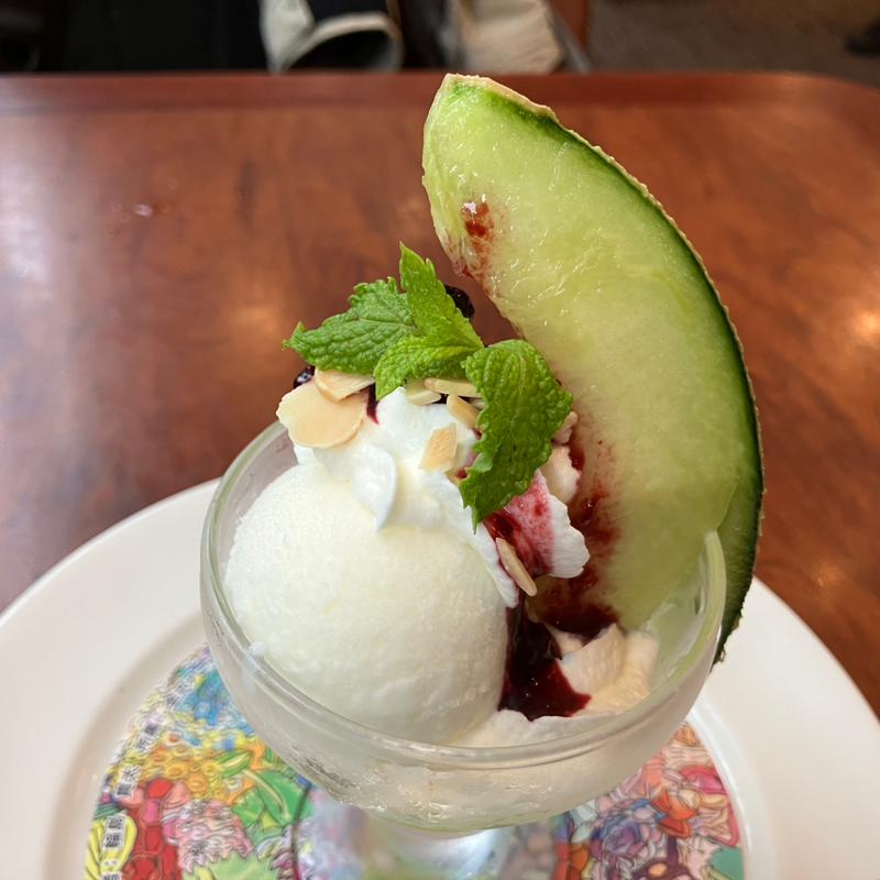 プチメロンパフェ(ロイヤルホスト八丁堀店)