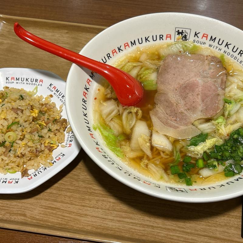おいしいラーメン半チャーハンセット(どうとんぼり神座 神戸ハーバーランドumie店)