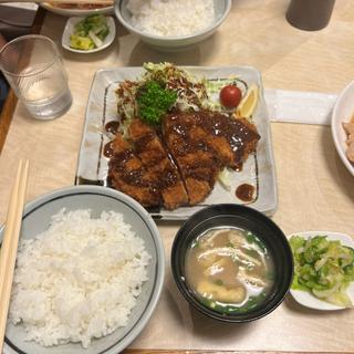 ロースかつ定食