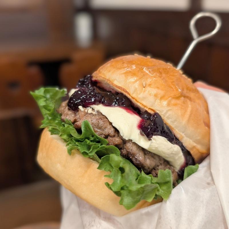 ブルーベリークリームチーズバーガー(himomin)