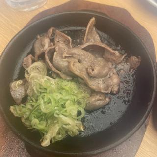 ネギ塩豚たん鉄板焼き